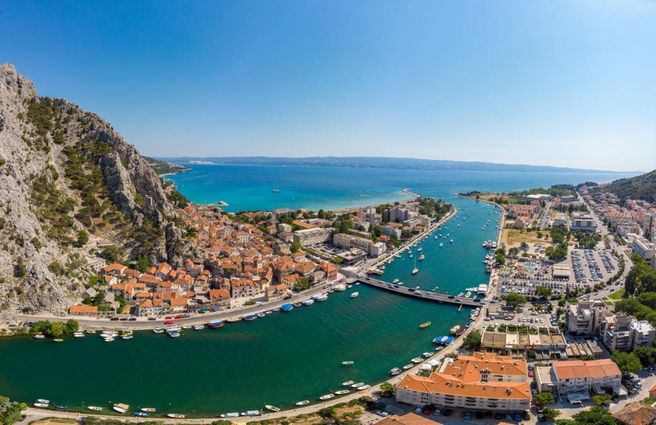 Villa Oslo - Luxury Place With Sea Views & Heated Pool, 300M Far From Sandy Beach Omis Exterior photo